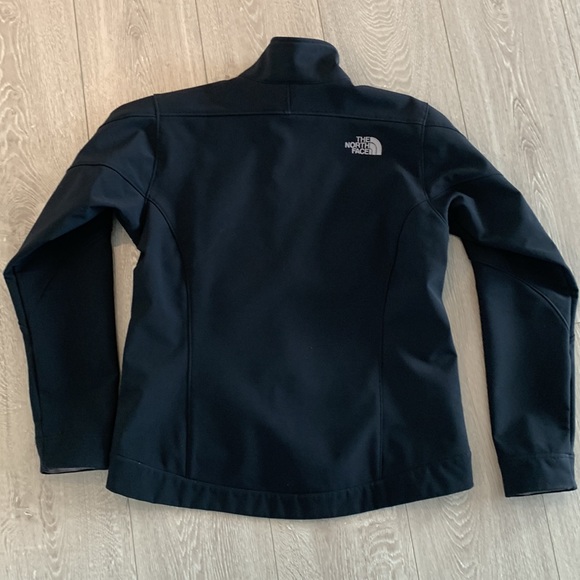The North Face soft shell Jacket sz M - Picture 2 of 3